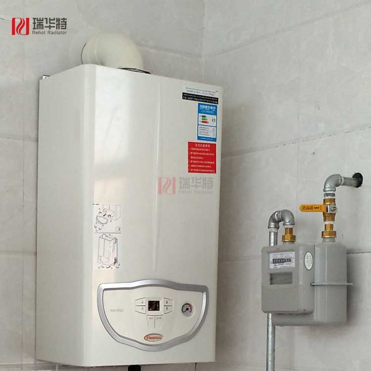 老房子安裝壁掛爐暖氣片,明裝有什么好處